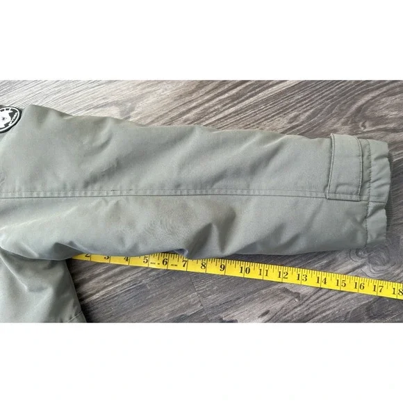 Spyder Olive Green Ski & Snow Jacket - Picture 13 of 16